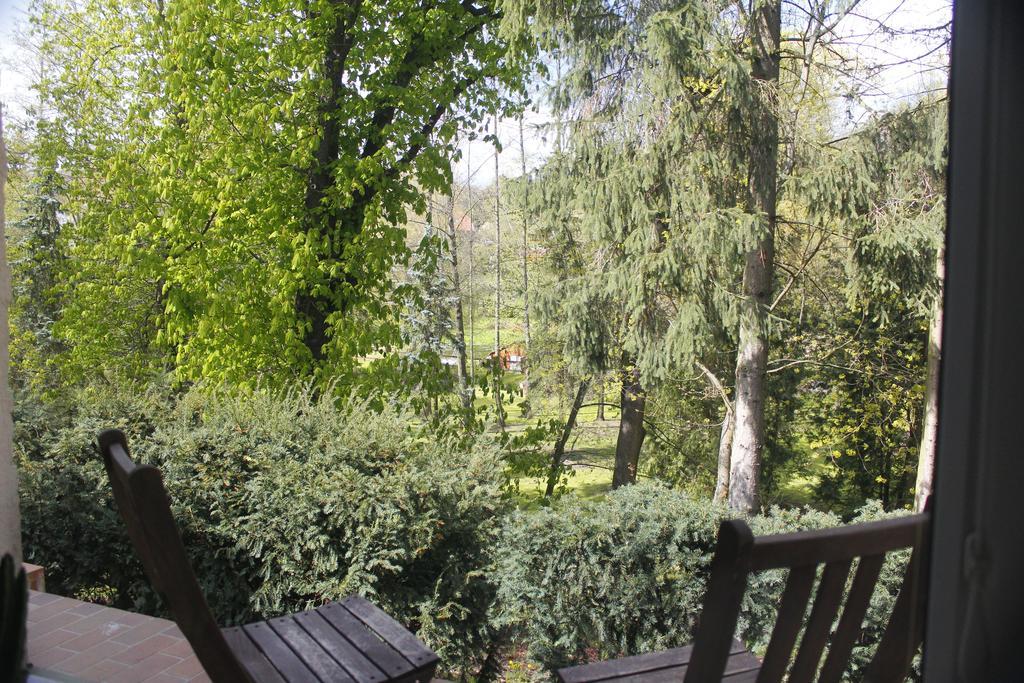 Apartment Dejvice Praga Esterno foto